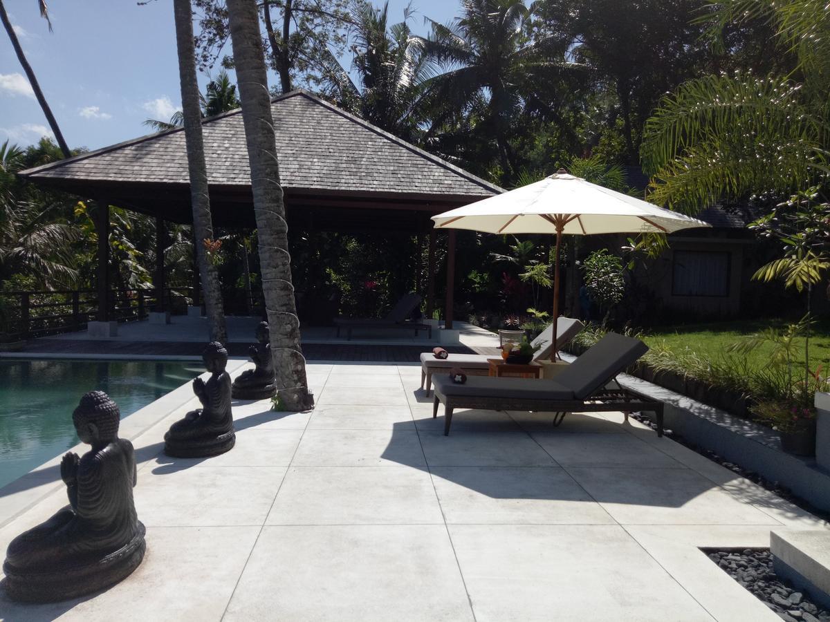 Villa Marley Senggigi Bagian luar foto